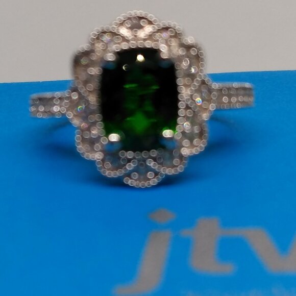 Beautiful Russian chrome diopside ring size 6 - Picture 6 of 8